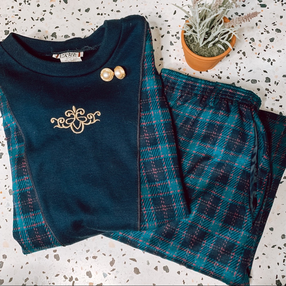 Vintage 2-Piece Sweater + Plaid Skirt Set SZ L